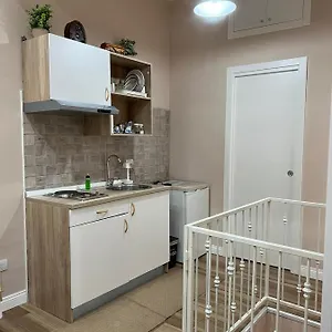 La Petite Maison Nápoles